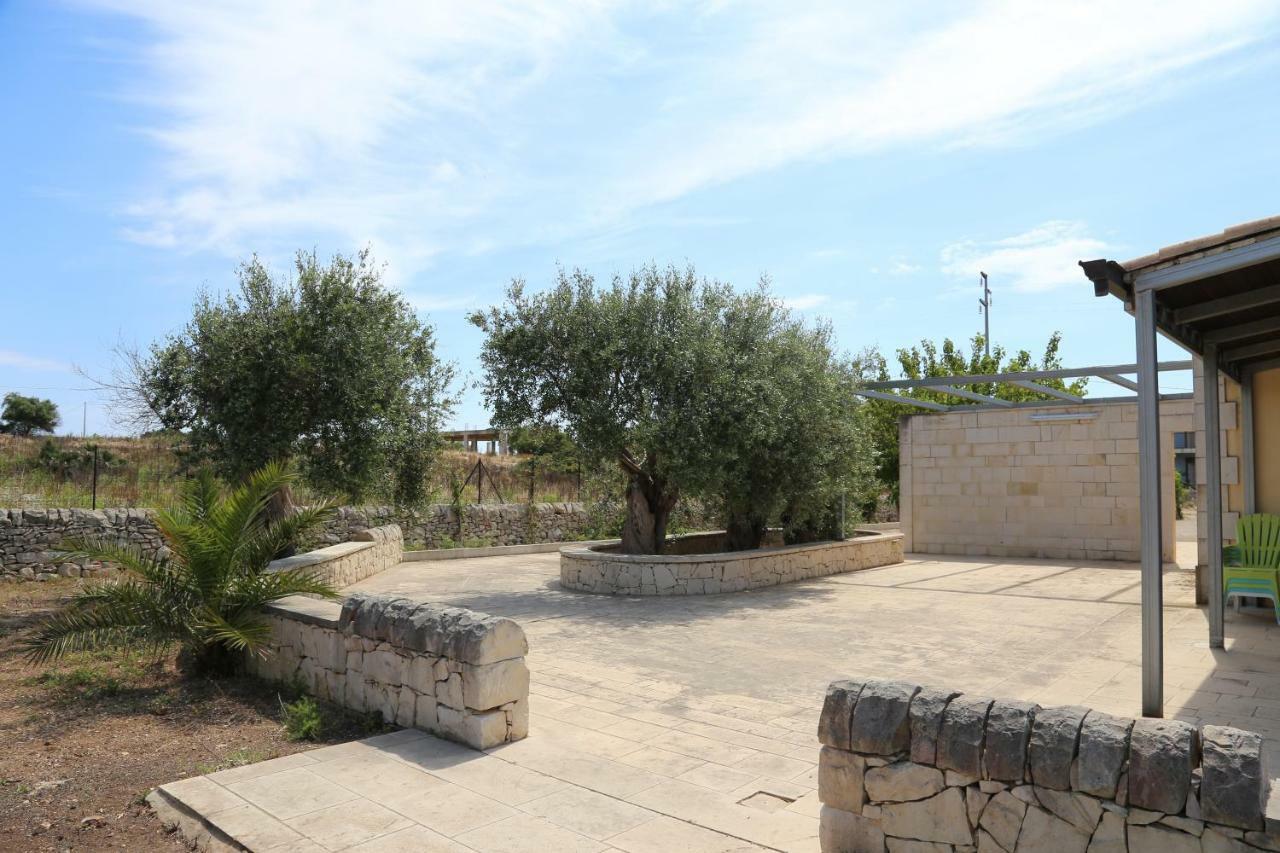 Ville Vendicari Al Mare Reitani Extérieur photo